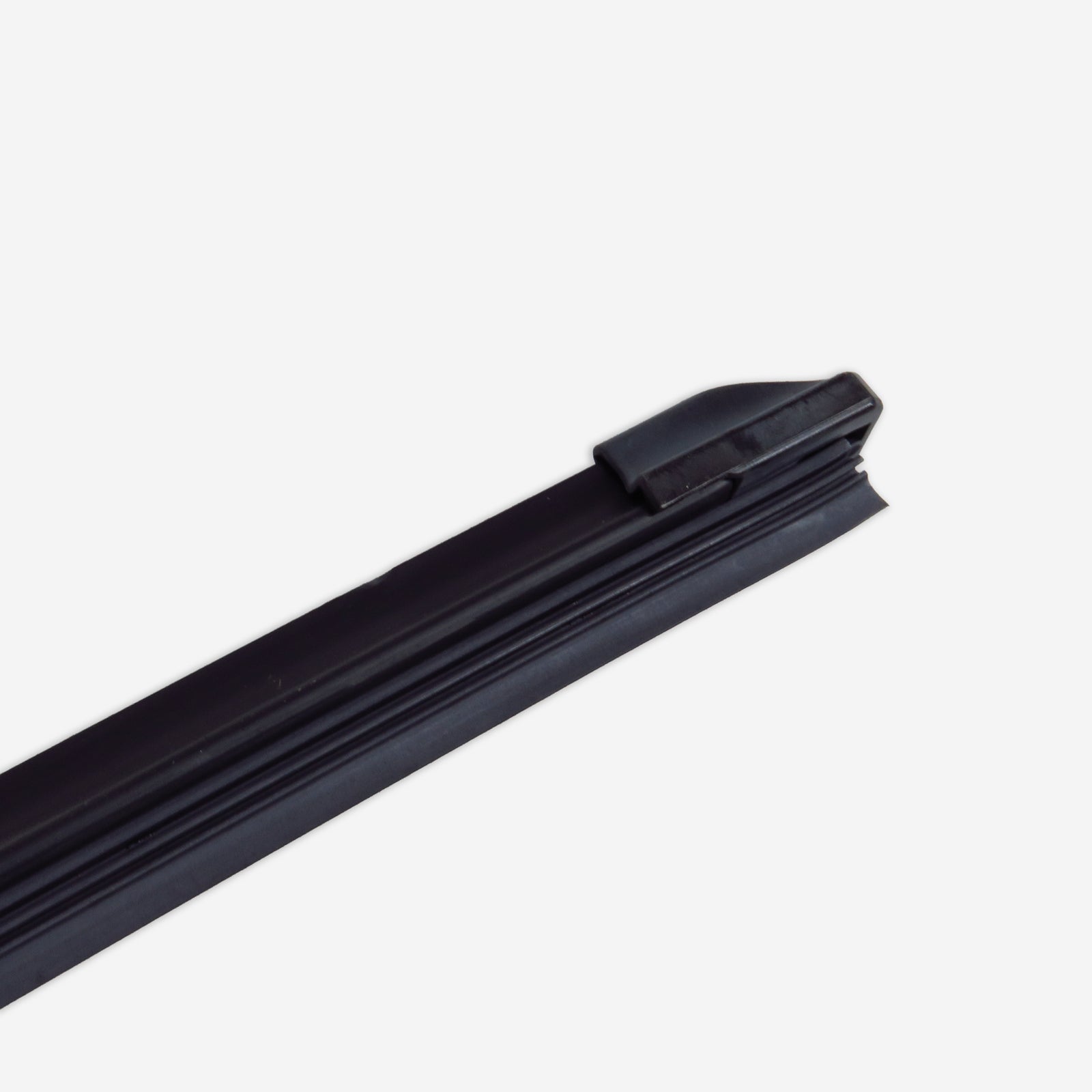PLUMILLA FLAT BLADE TECFIL 26