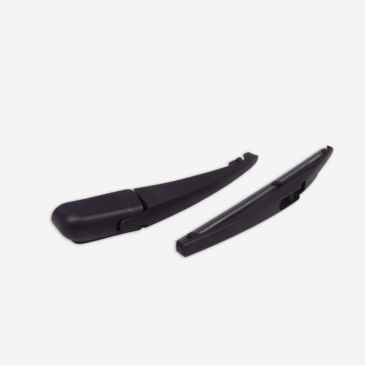 PLUMILLA BAIC PLUS 2015/TR/B/