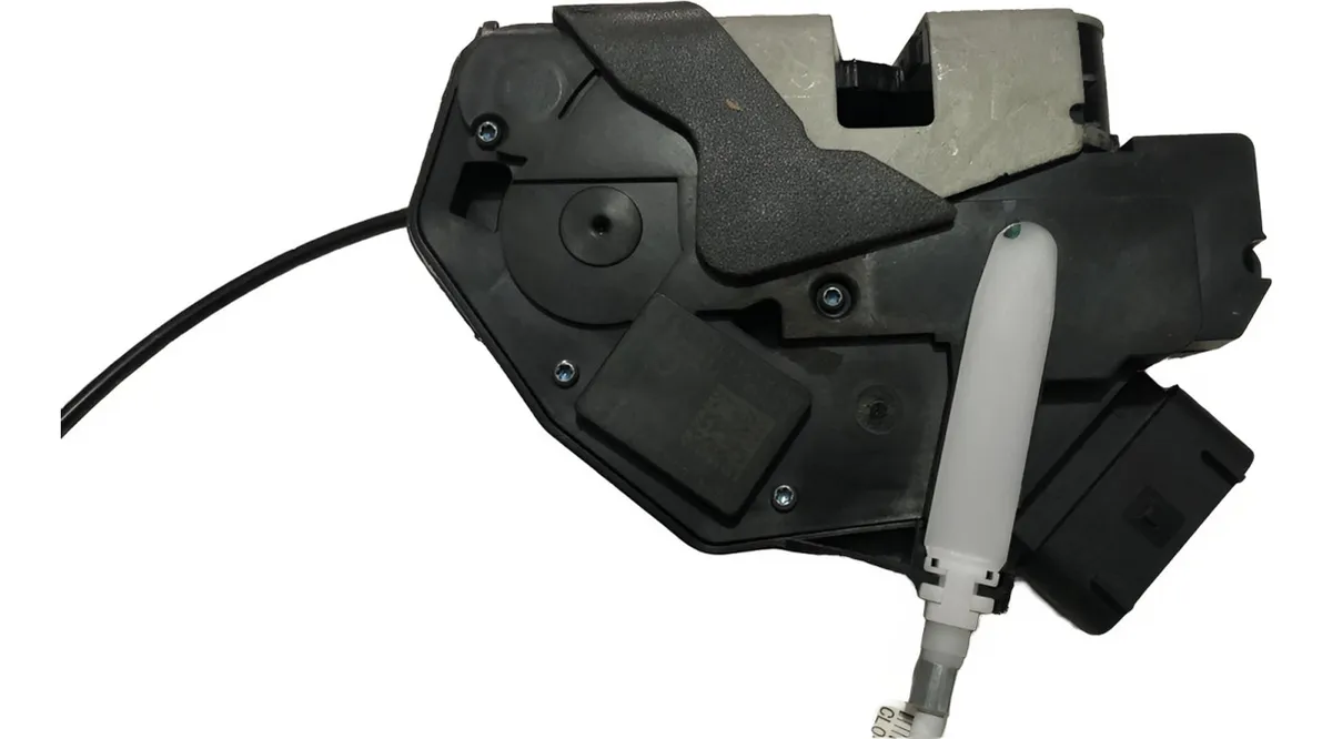 Trinquete Puerta Del. Der. Ford Ecosport 1.5 2014-2018